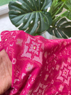 VRY 68 MUSLIN FOIL PRINT