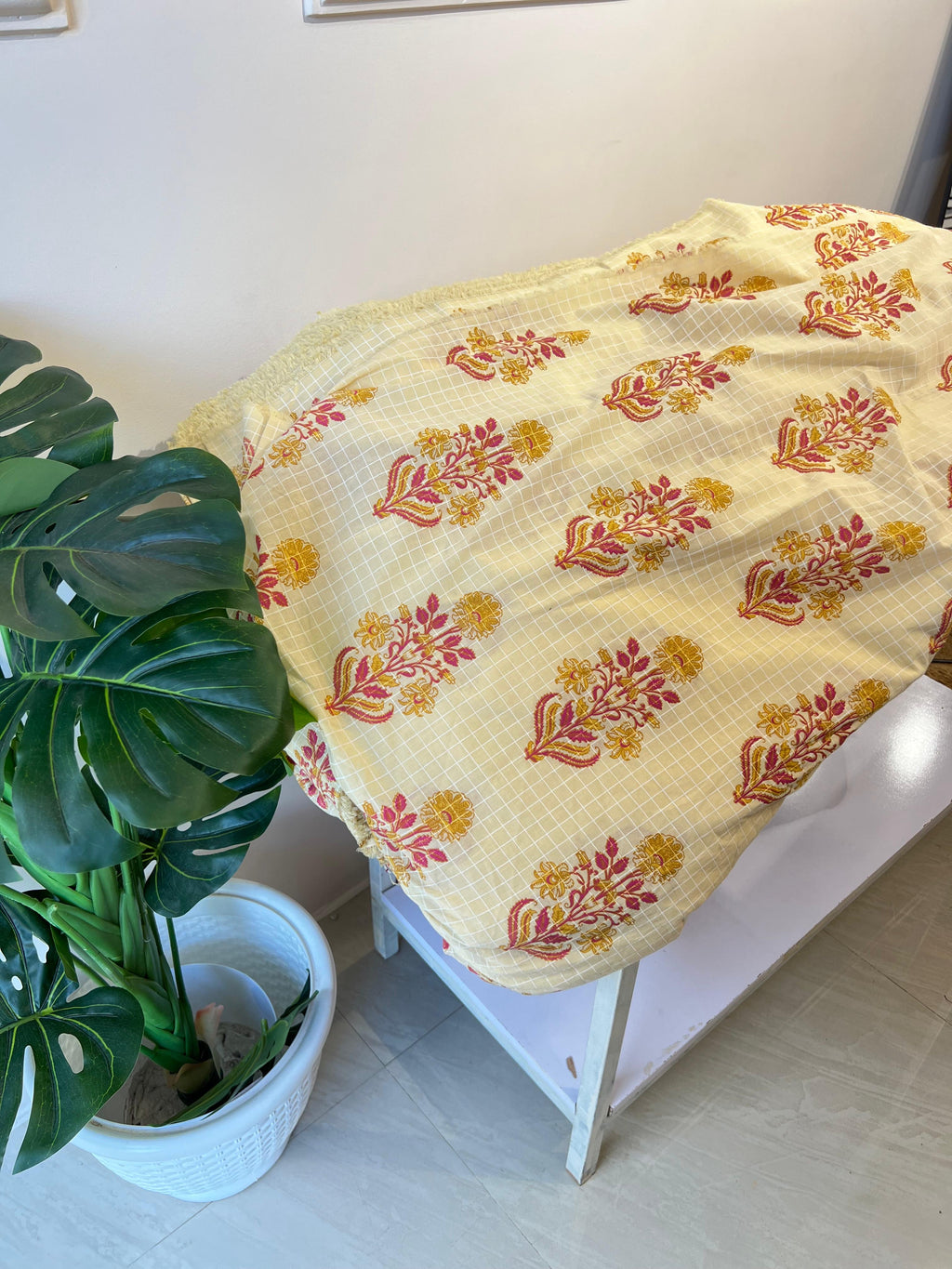 CT 101 CHECK CREAM COTTON