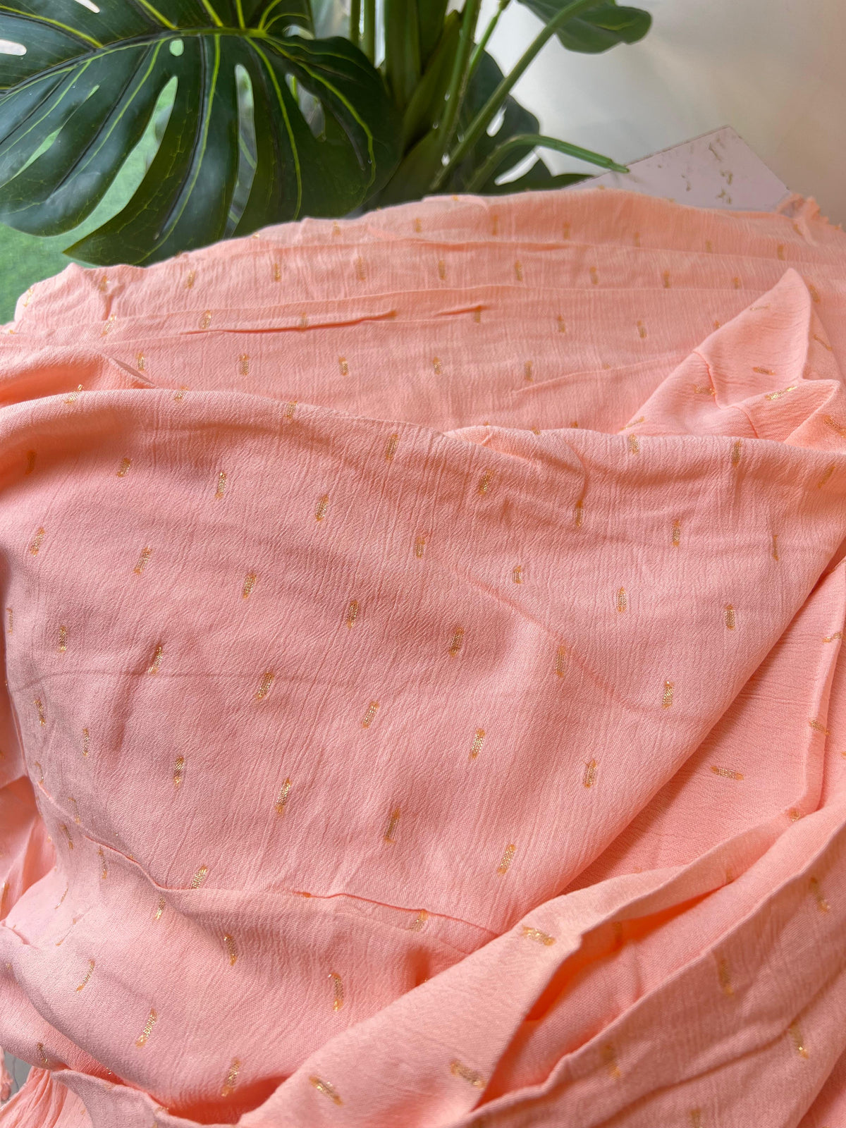 RY 204 CRUSHED RAYON
