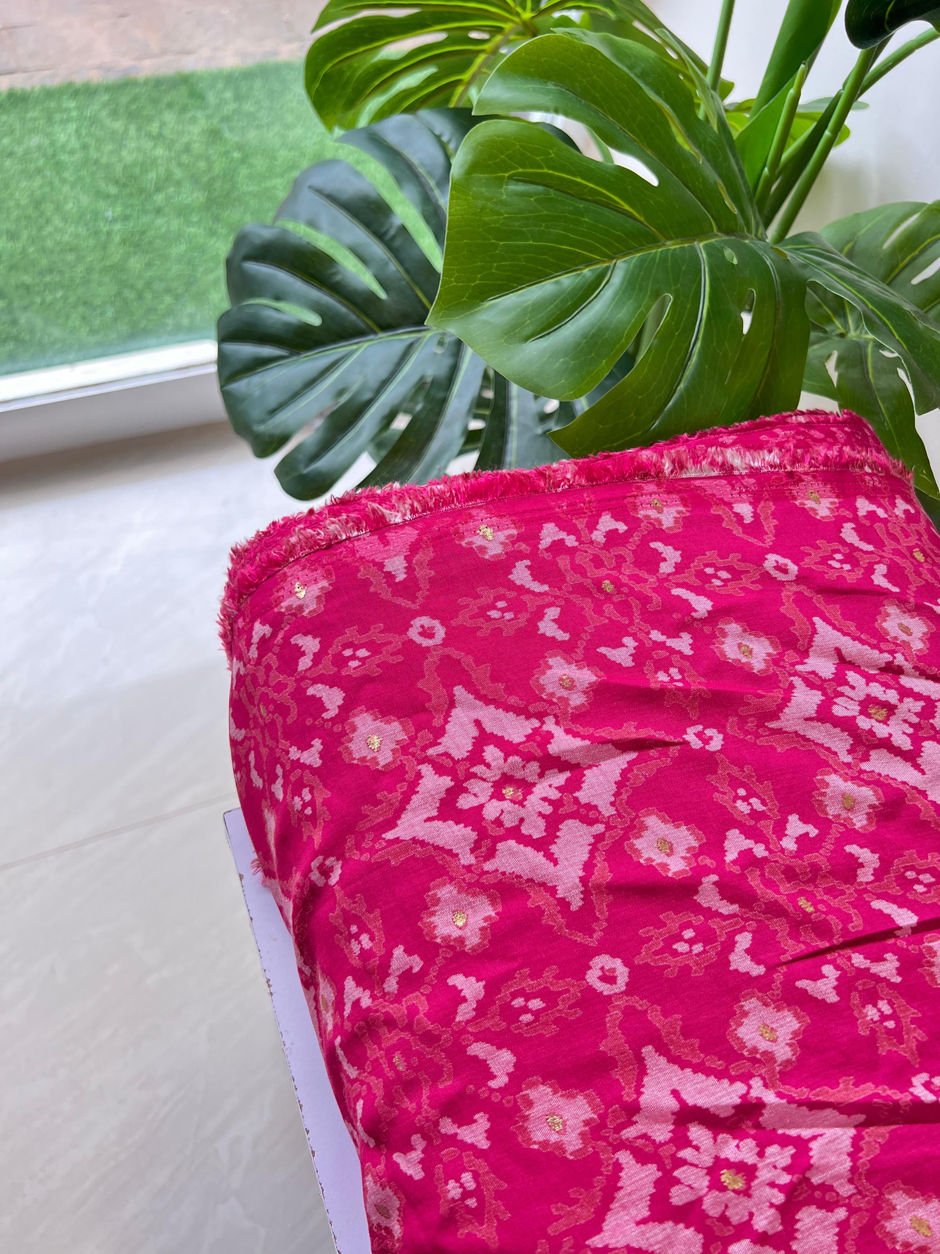 VRY 68 MUSLIN FOIL PRINT