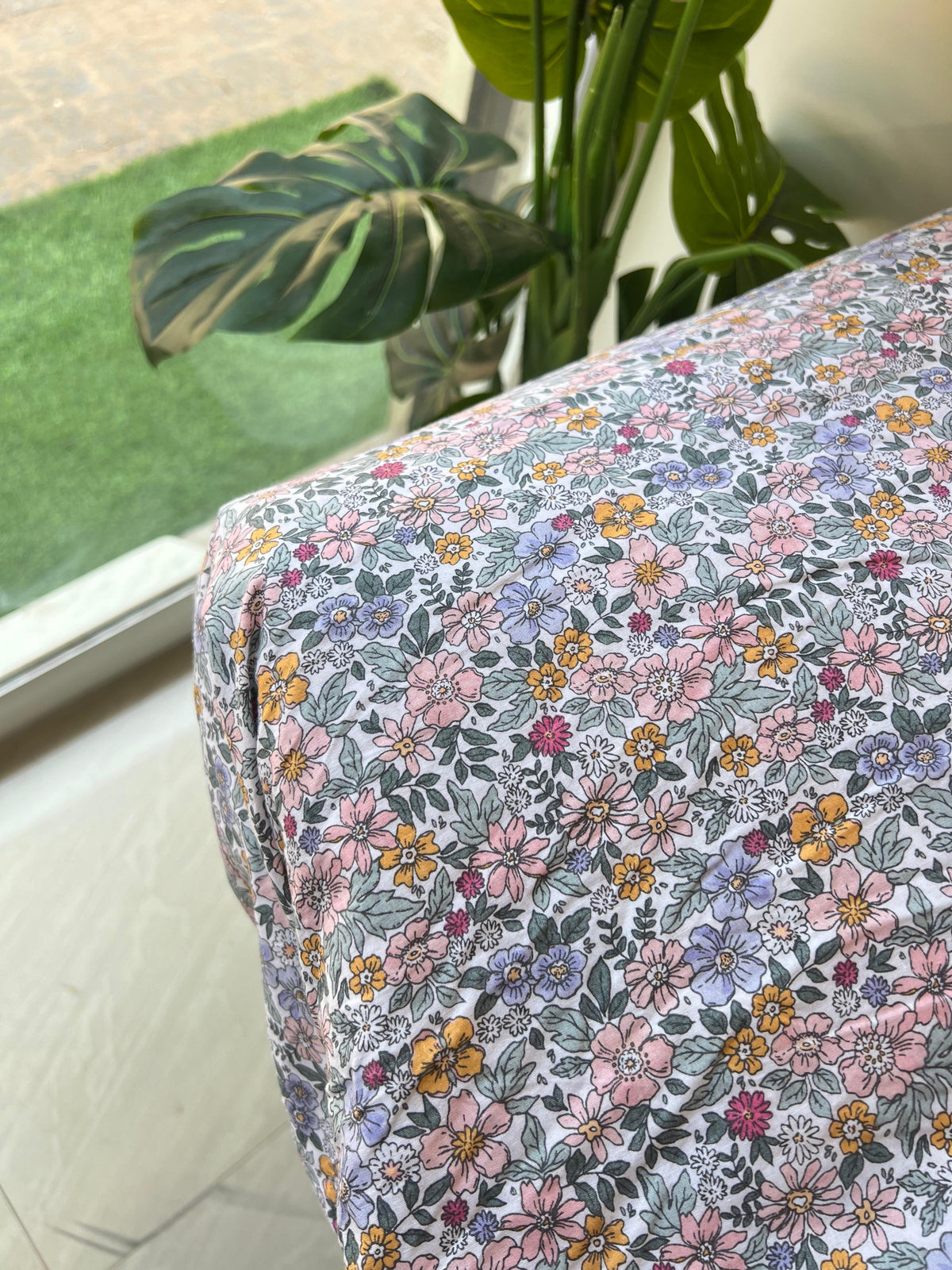 271 THICK EXPORT QUALITY COTTON FLORAL