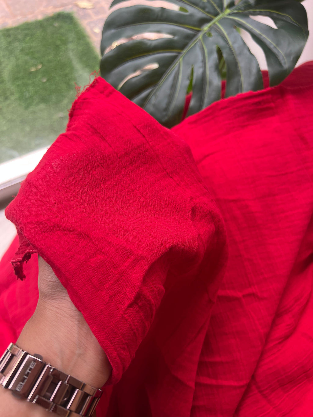 MUSLIN RED 251