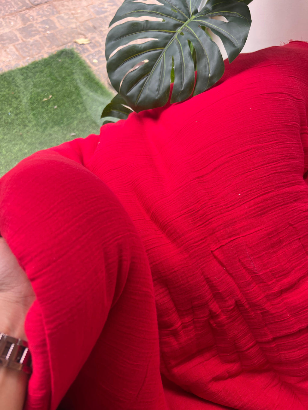 MUSLIN RED 251