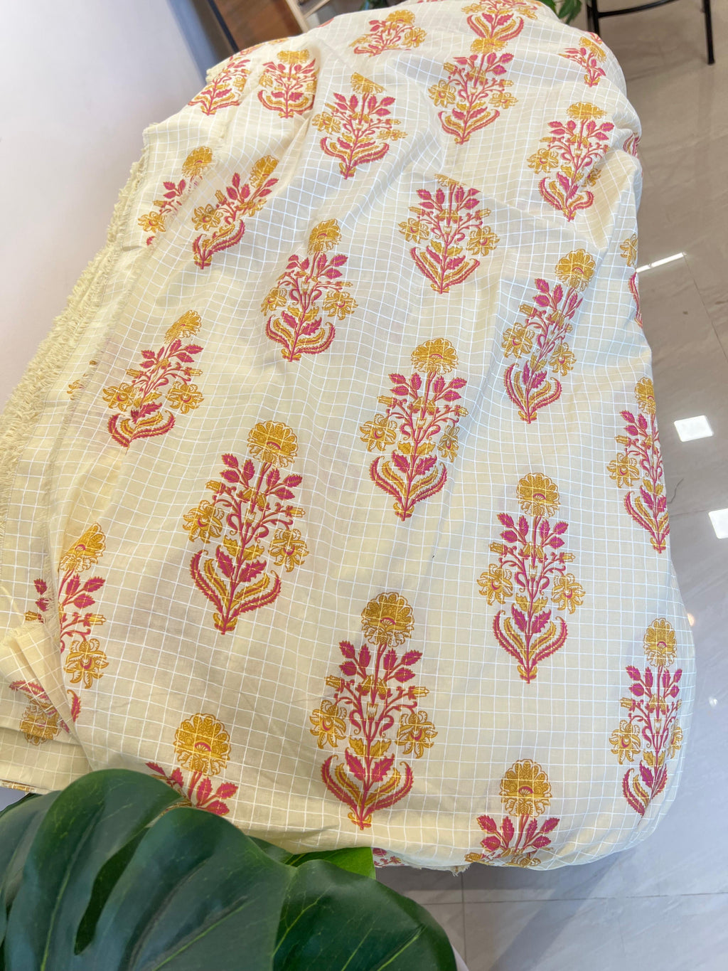 CT 101 CHECK CREAM COTTON