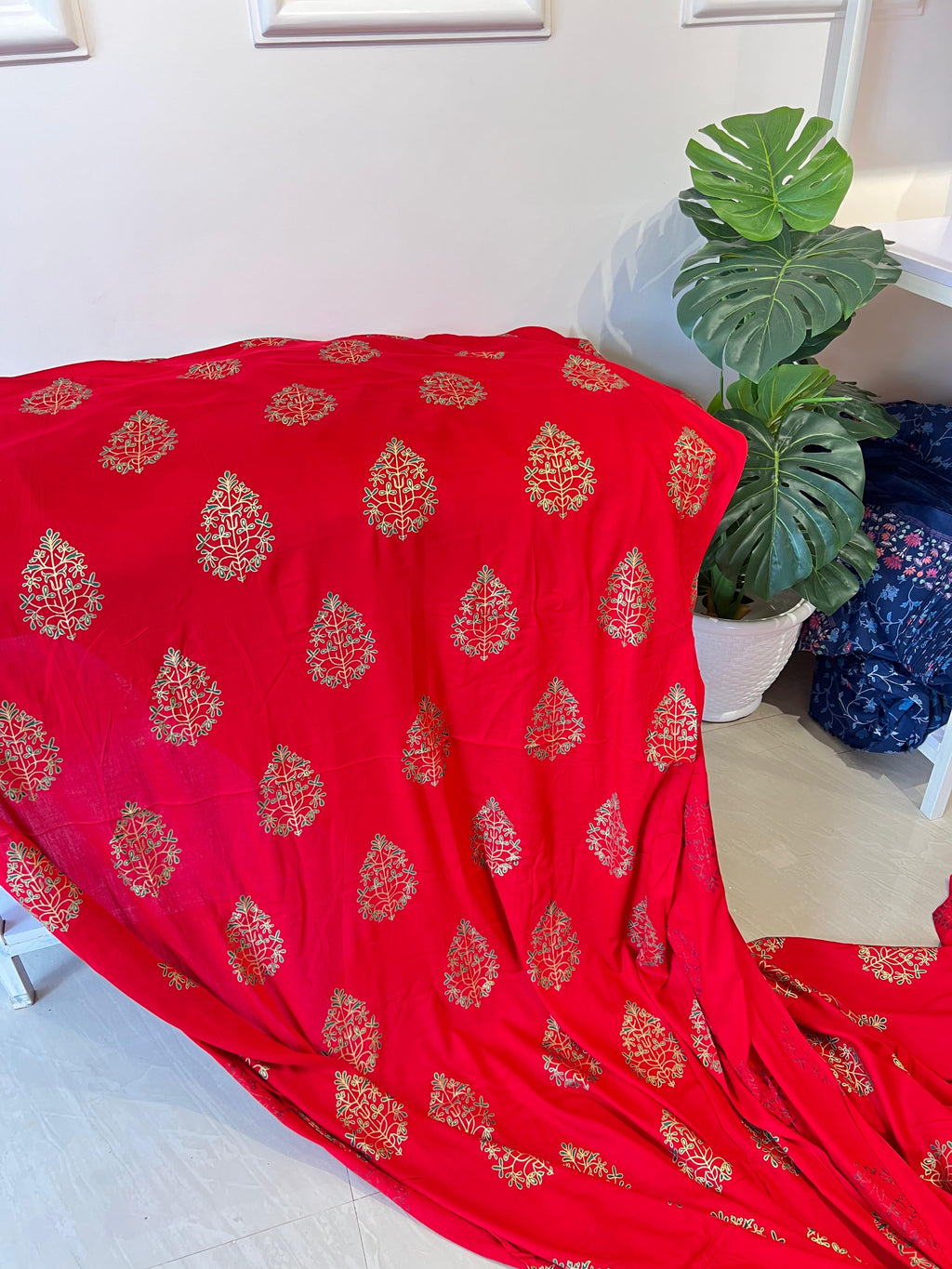 RED RAYON FOIL PRINT